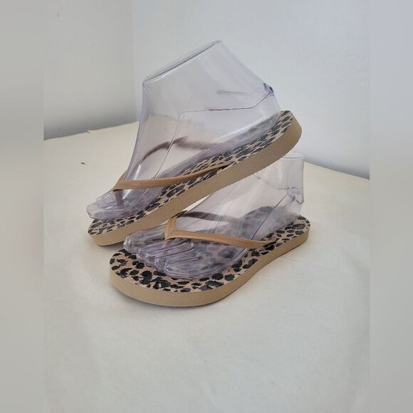 Old Navy Sandals Flip Flops Animal Print Thong Casual Beach Pool Vacation 6 - Picture 2 of 7